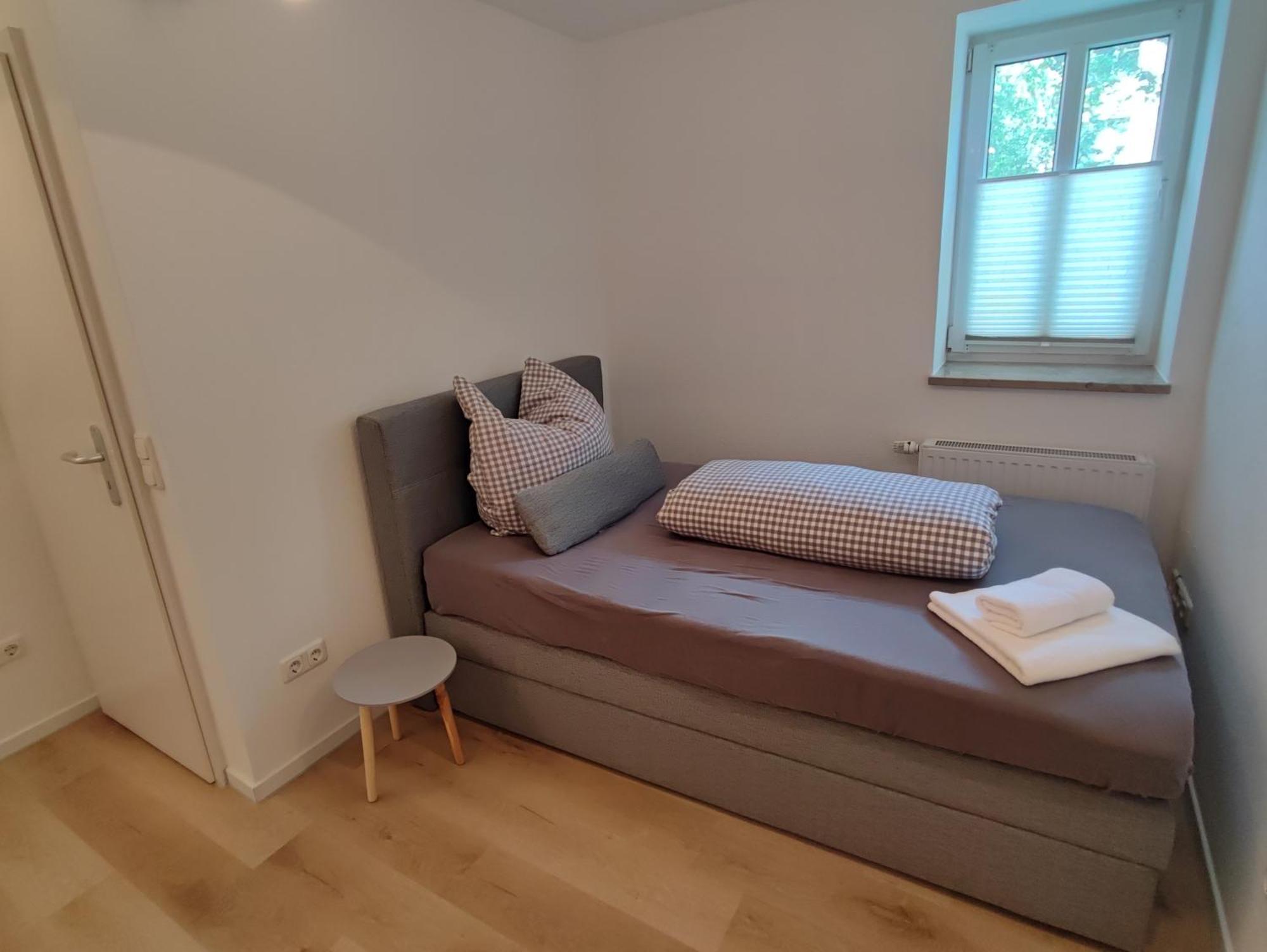 Fewo Planer Altstadtwohnung Mit Terrasse & Parkplatz Memmingen Exterior foto